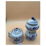 ROYAL DELFT BLUE AND WHITE CERAMIC TEAPOT W/ WIRE