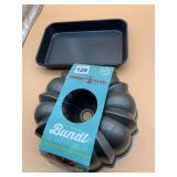 NORDIC WARE CAST ALUMINUM BUNDT PAN, NIB,