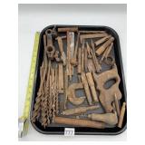 ASSORTED OLD METAL HAND TOOLS, AUGER BITS,