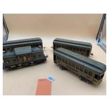 LIONEL METAL TRAIN SET, LOCOMOTIVE W/ NEW YORK