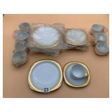 ROSENTHAL PORCELAIN LINIE SERVICE FOR 8 WITH