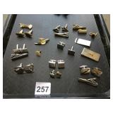 VTG MENS ACCESSORY LOT, INCLUDES CUFFLINKS, TIE