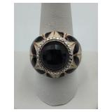 925 SILVER RING W/ LARGE FACETED BLACK STONE,