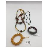 JEWELRY LOT: BEADED NECKLACES, PENDANT NECKLACE,