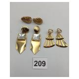 VTG COSTUME EARRINGS, GOLD-TONE METAL, CLIP-ON