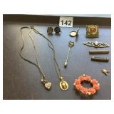 VTG JEWELRY ASST: HEART LOCKET NECKLACE, PEARL