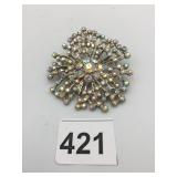 COSTUME BROOCH, SILVER-TONE SETTING, IRIDESCENT