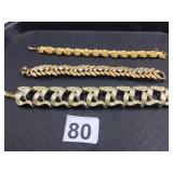 BRACELETS LISNER CENTER RHINESTONES ONE MISSING