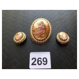 VTG FRAGONARD STYLE PORCELAIN BROOCH AND MATCHING
