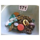 ASSORTED COSTUME JEWELRY, CHAINS, BEADS,