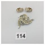 PEM RHINESTONE PIN WITH PEARL BEADS PEARL CLUSTER