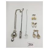 COSTUME JEWELRY ASSORTMENT, PENDANT NECKLACES,
