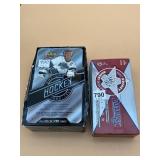 APPROXIMATELY 550 HOCKEY CARDS LIKE NEW CONDITION