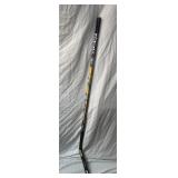 RBK KRIS LETANG AUTOGRAPHED HOCKEY STICK.