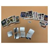 ASSORTED BASEBALL CARDS AND HOLOGRAPHIC LOGO