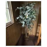 ARTIFICAL TREE