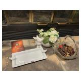 ASSORTED DECORATIVE ITEMS W/ CERAMIC RABBIT,