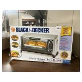 BLACK&DECKER CLASSIC CHROME TOAST-R-OVEN, TRO962