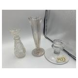 ASSORTED CLEAR GLASS DECORATIVE ITEMS, CUT GLASS