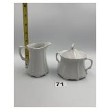 ALT TIRSCHENREUTH CREAMER & LIDDED SUGAR BOWL,