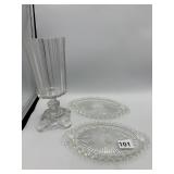 CLEAR GLASS VASE & OVAL TRAYS (2), RIBBED &