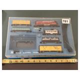 BACHMANN N SCALE ELECTRIC TRAINS SET, BURLINGTON,