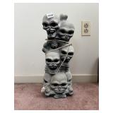 STACKED SKULL HALLOWEEN DECORATION, LIGHT-UP,