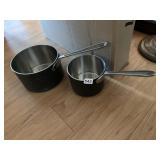 ASSORTED POTS, STAINLESS STEEL, W/ ROASTING RACK