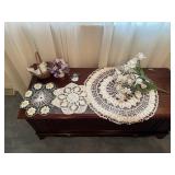 TAHOE FINE CHINA VASE W/ ARTIFICIAL FLOWERS,