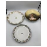 VICTORIA CARLSBAD AUSTRIA DECORATIVE PLATE,