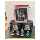 DICKENS' COLLECTABLES TOWNE SERIES PORCELAIN