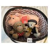 WOVEN BASKET W/ RUSS LION PLUSH, GANZ BROS ARNOLD