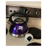 PURPLE TEA KETTLE W/ BLACK HANDLE, KITCHEN MINUTE