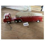 TONKA FIRE TRUCK, RED METAL, EXTENDING LADDER,