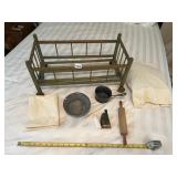 VTG DOLL CLOTHES RACK, ENAMELWARE BOWL, POT, WOOD