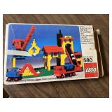 LEGO BUILDING SET 580, VTG 1974, ORIGINAL BOX,