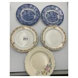 ASSORTED DECORATIVE PLATES, BLUE LIBERTY