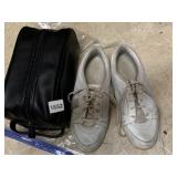 EASYSPIRIT WHITE ATHLETIC SHOES, BLACK TOILETRY