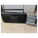 GE AM/FM STEREO CASSETTE RECORDER MODEL 3-5551B,