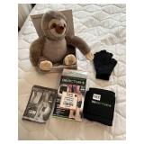 HEALTHTOUCH HUGGABLE SLOTH MASSAGER, BEACTIVE+
