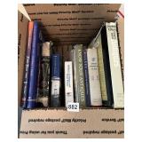 ASSORTED ANTIQUES & COLLECTIBLES REFERENCE BOOKS,