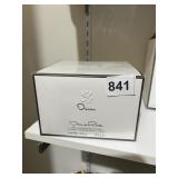 OSCAR DE LA RENTA PERFUMED DUSTING POWDER, 5.2