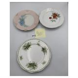 ROYAL ALBERT LILY OF THE VALLEY PLATE, ASSORTED