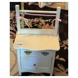 PLEASANT COMPANY DOLL VANITY W/ MIRROR AND