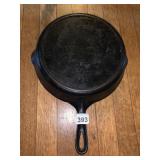 GRISWOLD ERIE CAST IRON SKILLET, NO. 8, 704L.