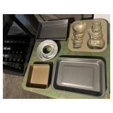 CALPHALON 8X8 SQUARE PAN, SNOWMAN CAKE PAN,