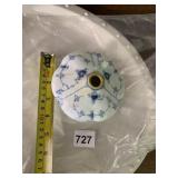 B&G COPENHAGEN PORCELAIN LID, BLUE FLUTED
