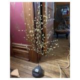 DECORATIVE WIRE TREE W/ FACETED GLASS BEADS,