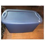STERILITE PLASTIC STORAGE BIN W/ LID.