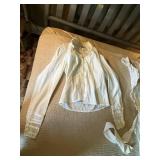 JESSICA'S GUNNIES BLOUSE W/ LACE TRIM, NOW!